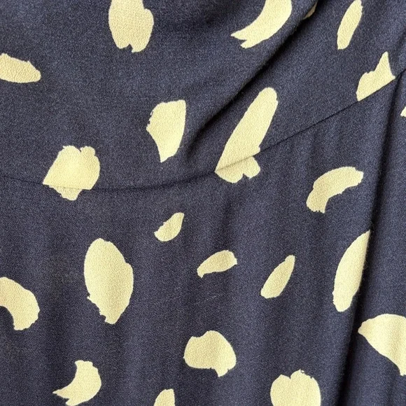 reformation Sigmund dress 🤍 - Picture 8 of 12